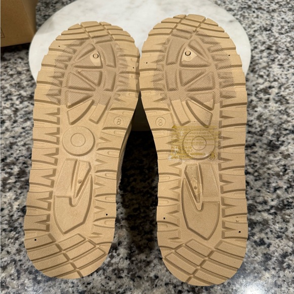 Forever Link Faux Fur Lined Slip On New in Box - Picture 9 of 10